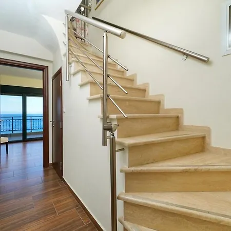 Grand Sea View Holiday home